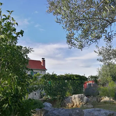 Vikendica Original Mediterranean Stone House *