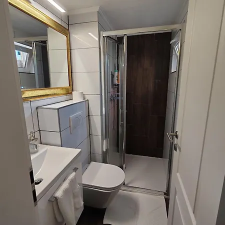 Original Mediterranean Stone House * Gornji Seget